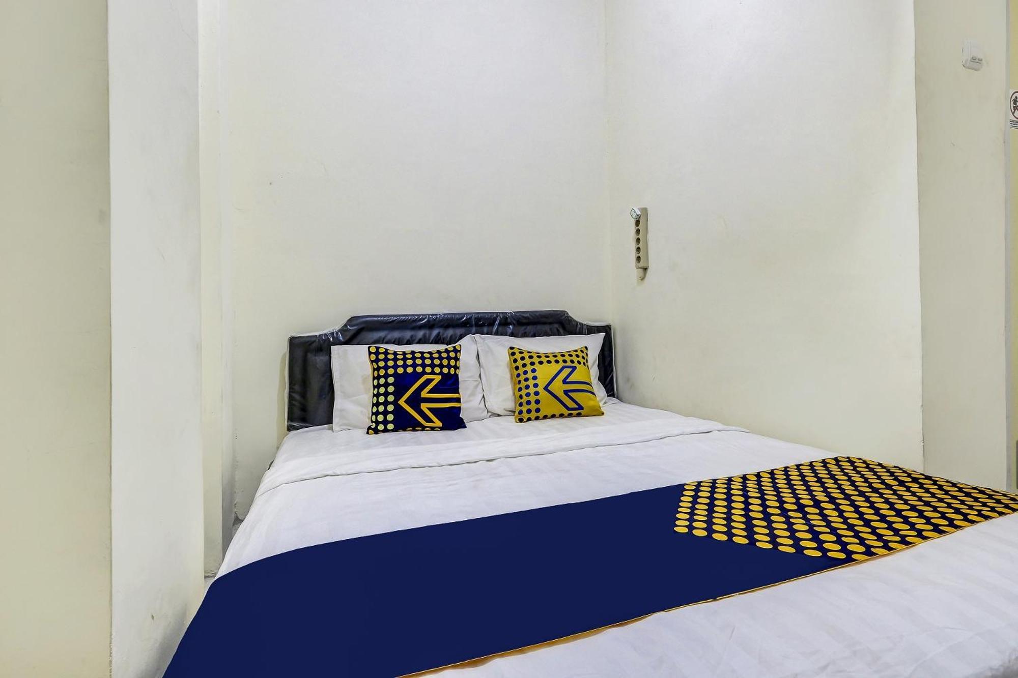 Spot On 90780 Gang Tengah Homestay Syariah Семаранг Екстериор снимка